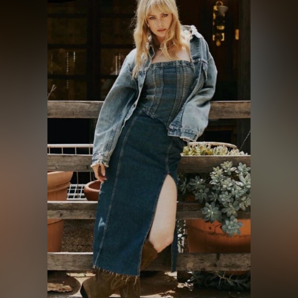 Zara NWT Distressed Navy Denim Strapless Midi Dress w/ Side Slit (Size XS) - Picture 3 of 9